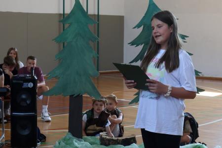 PRVI ŠOLSKI DAN GRAHOVO 09 FOTO LJUBO VUKELIČ